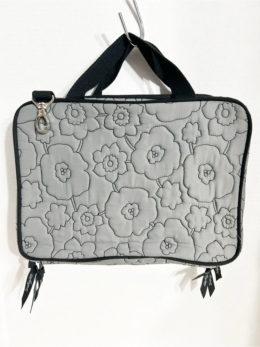 Thirty-One Quilted Grey Floral Fold-Out Cosmetic Travel Bag Organizer